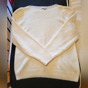 ✨️Loft outlet cream boat neck soft sweater!!✨️